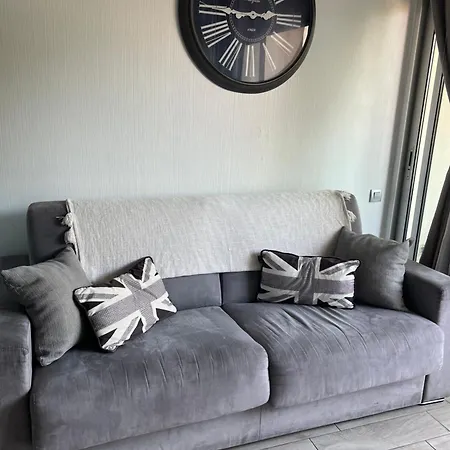 Joli 2 Pieces Aux Pieds Des Plages Appartement